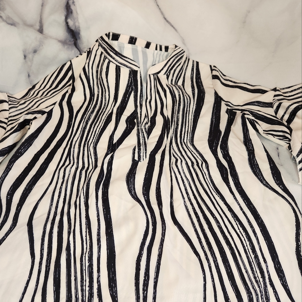 Blouse - Picture 2 of 7